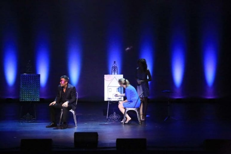 Gallery photo 57 of Brett Barry - Mentalist & Magician