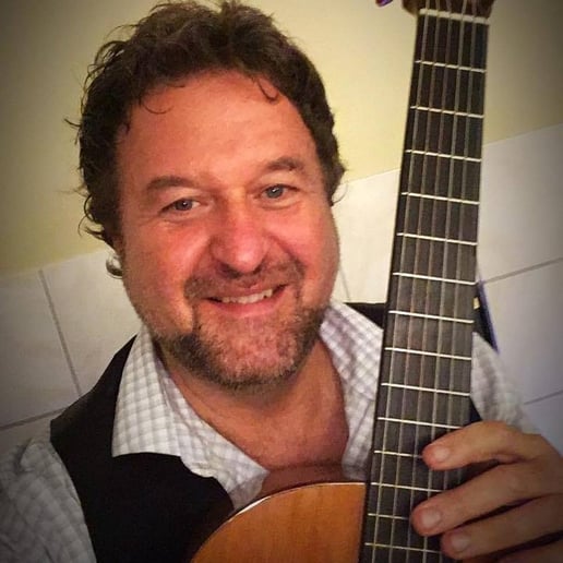Gallery photo 22 of Brian Hayes, Classical Guitarist