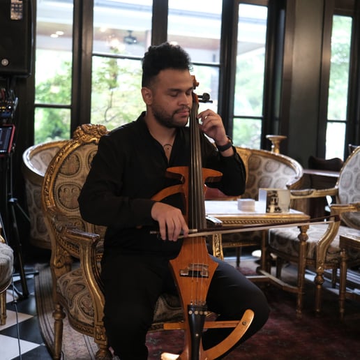 Gallery photo 1 of Brian Lorett - Live Cello