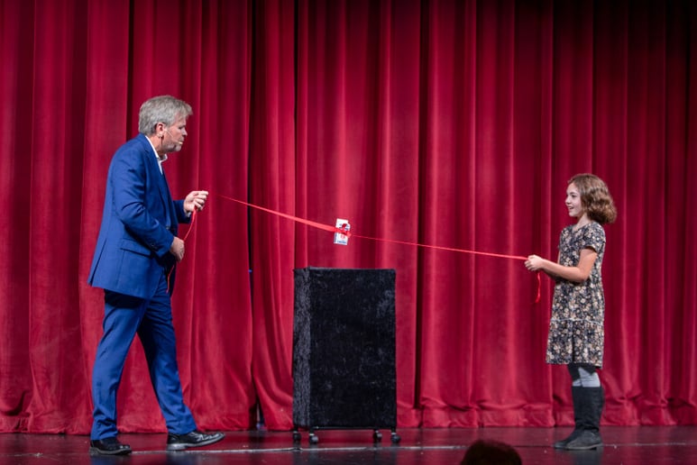 Gallery photo 13 of Brian Reaves, Award-Winning Illusionist