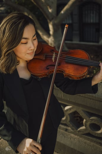 Gallery photo 3 of Brianna Ingber, Violinist