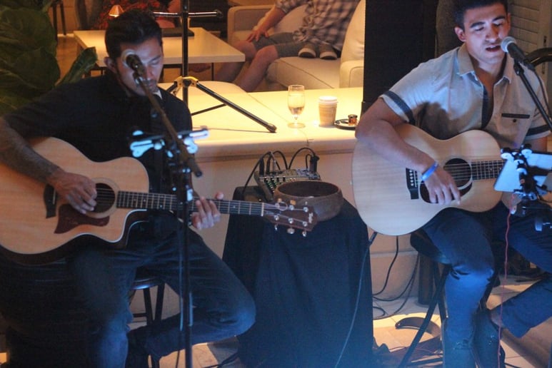Gallery photo 7 of BrianSantanaMusic