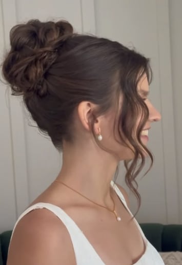 Gallery photo 3 of MB's Bridal Hairstyling