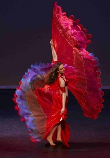 Gallery photo 7 of Bridgette Bellydancer