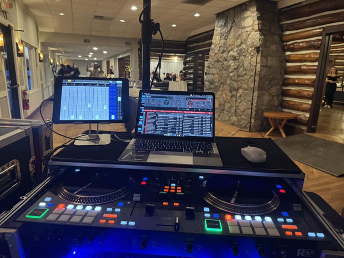 Gallery photo 22 of Audial Entertainment