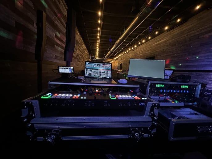 Gallery photo 42 of Audial Entertainment