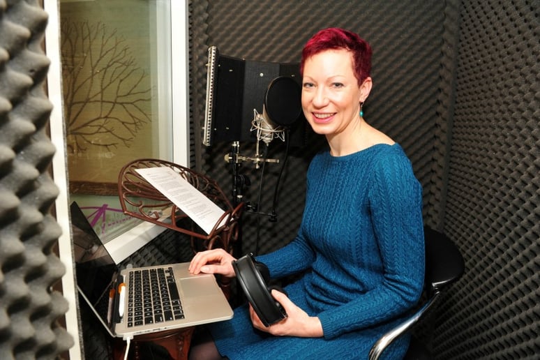 Gallery photo 2 of British Female Voice Actor