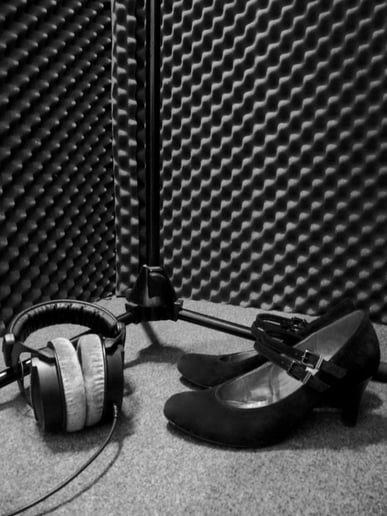 Gallery photo 3 of British Female Voice Actor