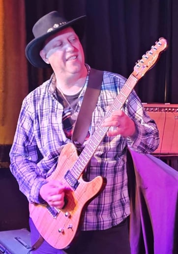 Gallery photo 2 of Broke Down Truck Country Band