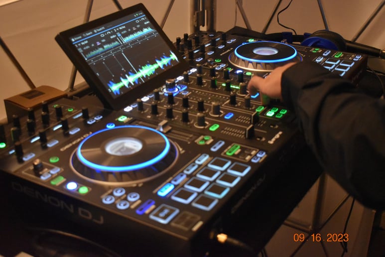 Gallery photo 5 of Brooks Entertainment