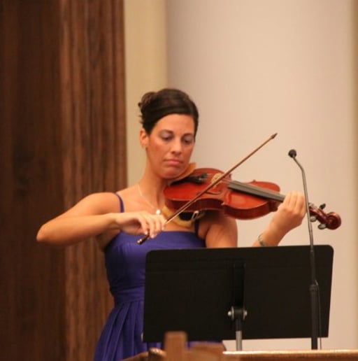 Gallery photo 11 of Brooksley Bishop Violinist