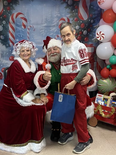 Gallery photo 9 of Brooksville Santa