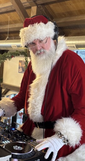 Gallery photo 3 of Tall Santa