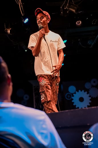 Gallery photo 6 of BruceDaddy DaJokesta