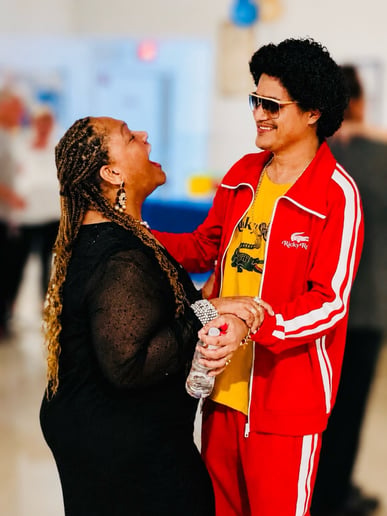 Gallery photo 15 of Bruno Mars Impersonator & Celebrity Lookalike Johnny Rico