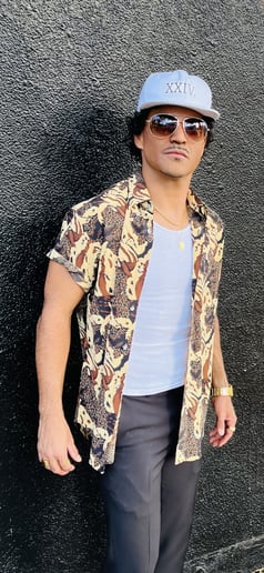 Gallery photo 4 of Bruno Mars Impersonator