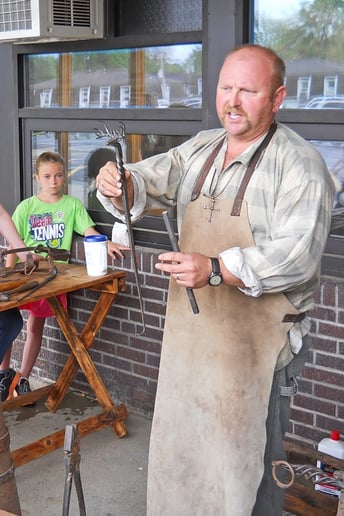 Gallery photo 4 of Bryan Dale Headley - " The Singin' Blacksmith "