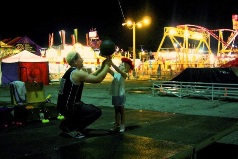Gallery photo 4 of Bryan Dangerous Comedy Juggler
