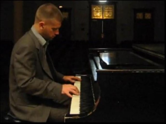 Gallery photo 1 of Bryan Herber - Piano/Keyboards