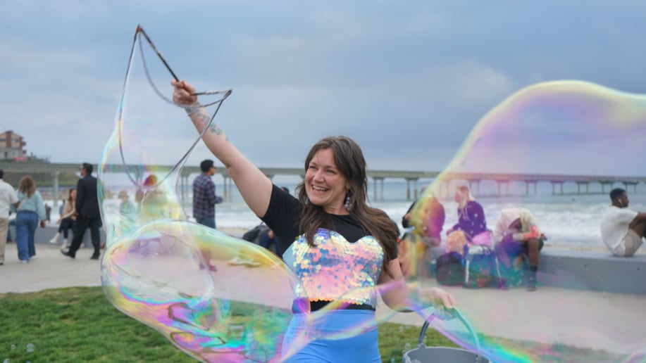 Gallery photo 6 of Bubble Club