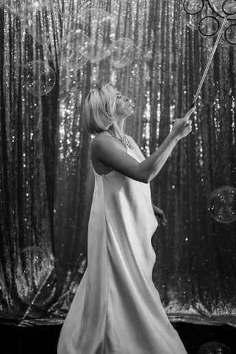 Gallery photo 8 of Alluring Bubble Show