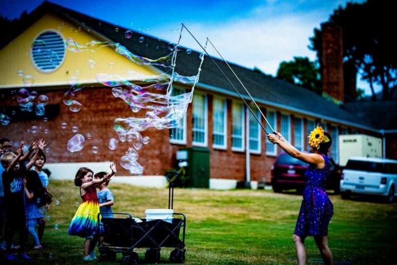 Gallery photo 5 of Bubble Shows and Bubble Ambiance