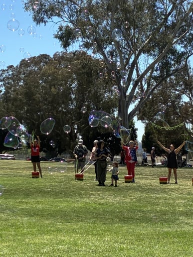 Gallery photo 1 of Bubble Therapy with Jewellee