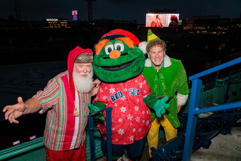 Gallery photo 5 of Buddy the Elf (Boston)