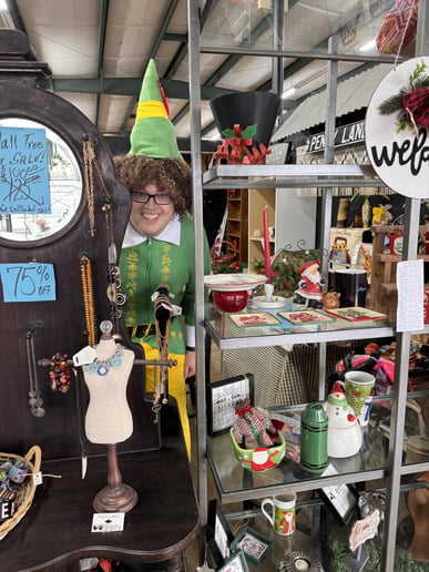 Gallery photo 1 of Buddy the Elf