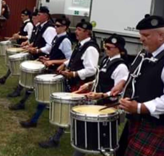 Gallery photo 2 of Buffalo Bagpipe Band Club
