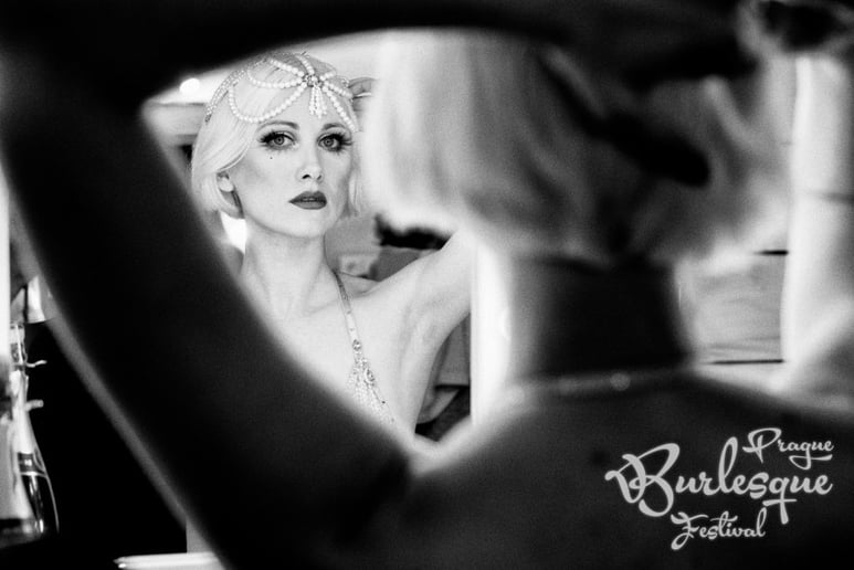 Gallery photo 5 of Barbie Bloodgloss