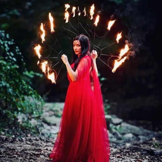 Gallery photo 7 of Fire & Sideshow Performer