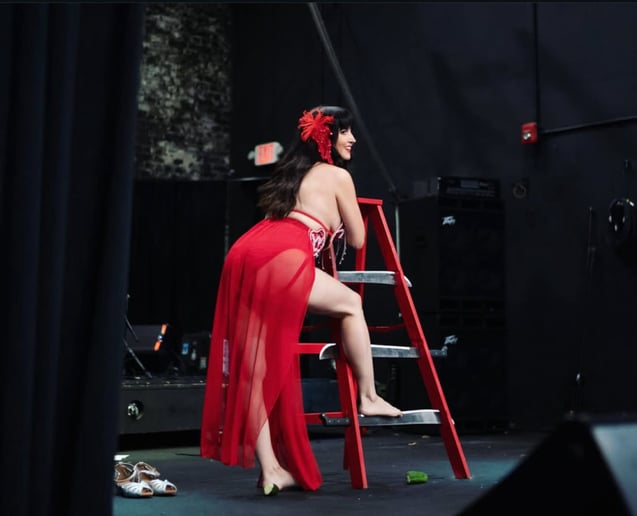 Gallery photo 9 of Fire & Sideshow Performer