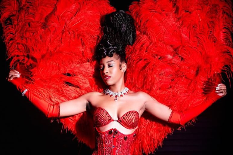 Gallery photo 7 of Mz Juno Burlesque