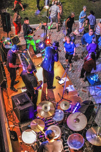 Gallery photo 1 of Vam Band