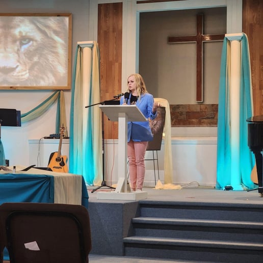 Gallery photo 9 of Keynote/Motivational Speaker