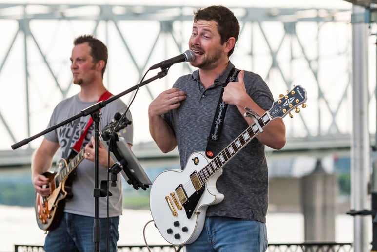 Gallery photo 3 of Buzz Bin