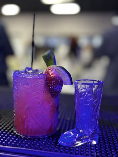 Gallery photo 1 of Buzzin Bee’s Bartending Service