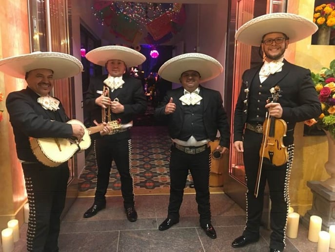 Gallery photo 1 of Cañas Y Su Mariachi Norteño