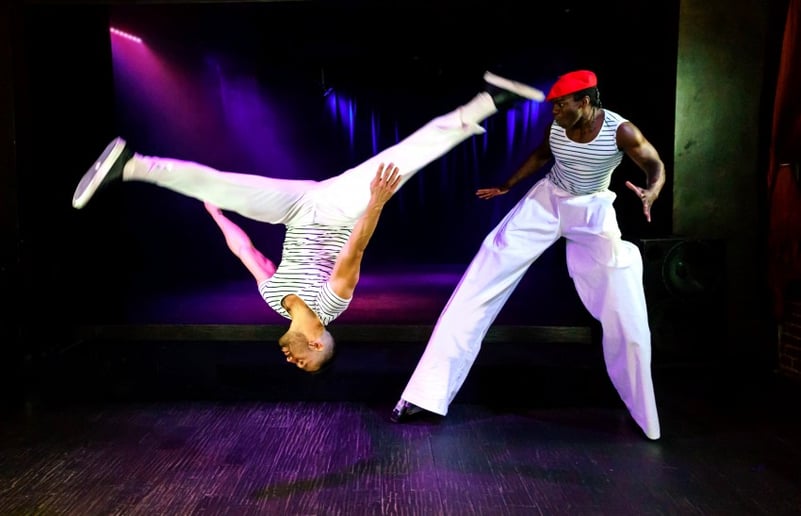 Gallery photo 17 of Cabaret Versatile