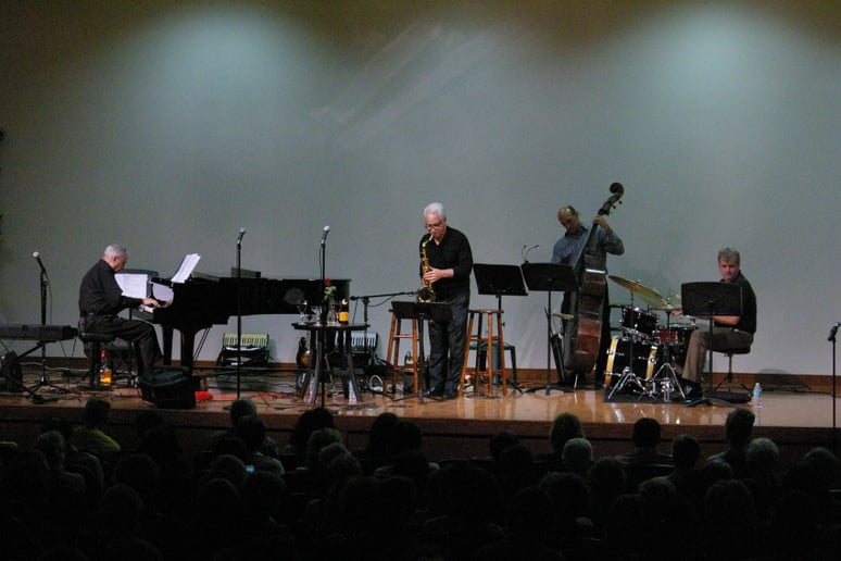 Gallery photo 5 of Cafe Accordion / Sax