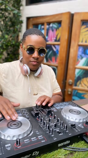 Gallery photo 14 of Cakemixx Entertainment