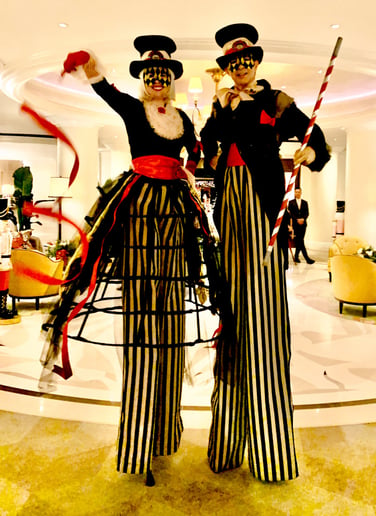 Gallery photo 6 of Cali Stilts Entertainment