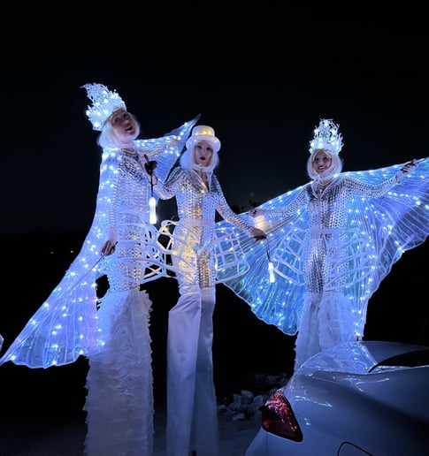 Gallery photo 9 of Cali Stilts Entertainment