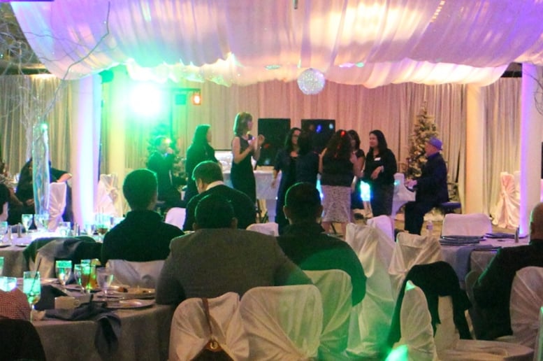 Gallery photo 32 of California Dueling Pianos