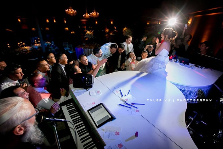 Gallery photo 13 of California Dueling Pianos