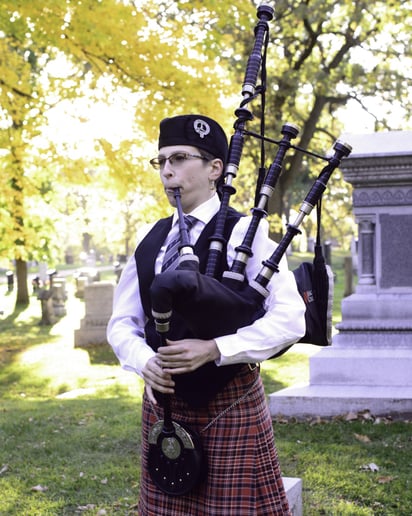 Gallery photo 11 of Call of the Loon Bagpiping