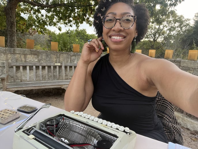 Gallery photo 4 of Camari - Typewriter Poet, Poetry Reading
