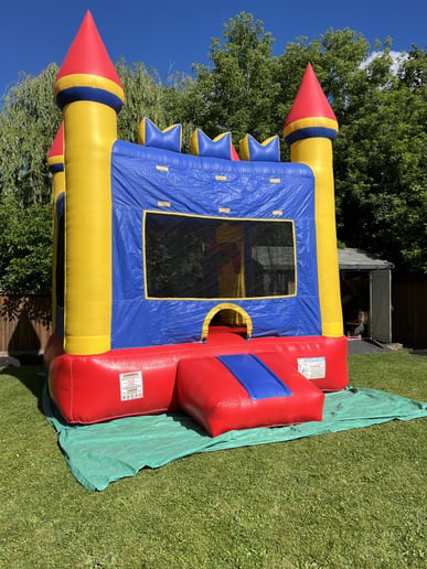Gallery photo 2 of Cambridge Bouncy Castles