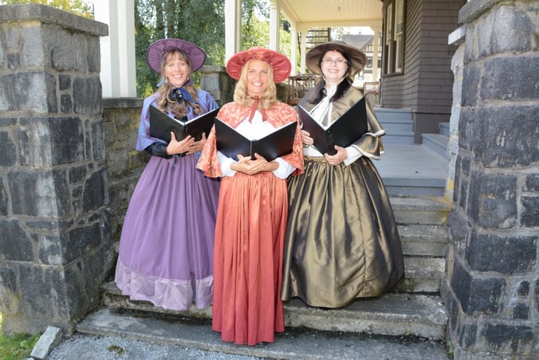 Gallery photo 1 of Vancouver Carolers